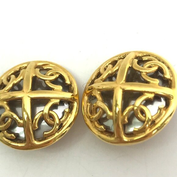 CHANEL Vintage Gold Logo Earrings - Picture 3 of 6
